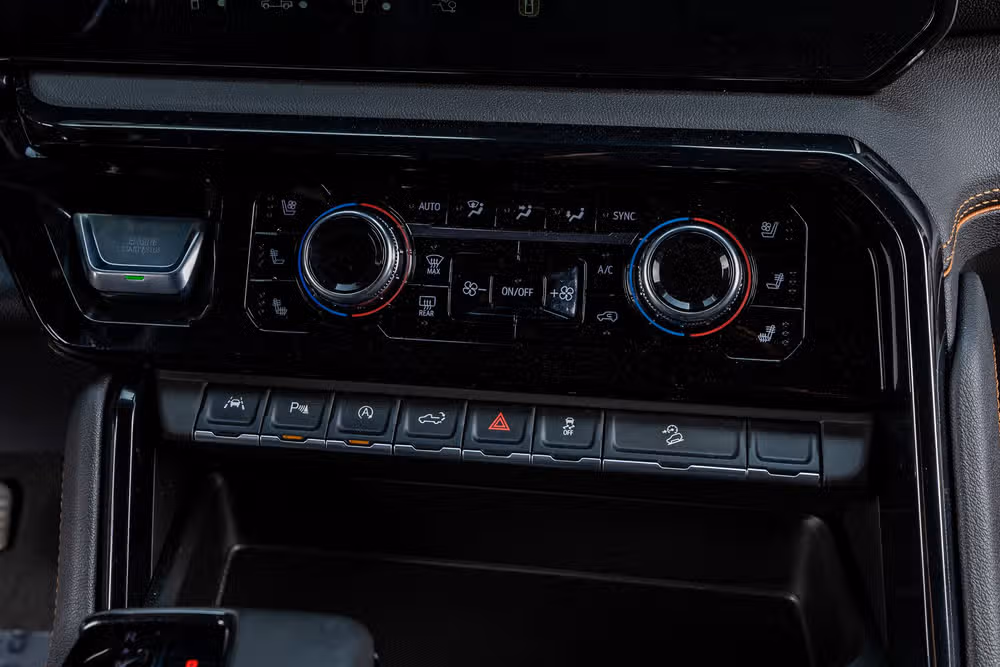 2026 GMC Sierra 1500 AT4 Crew Cab Image 26