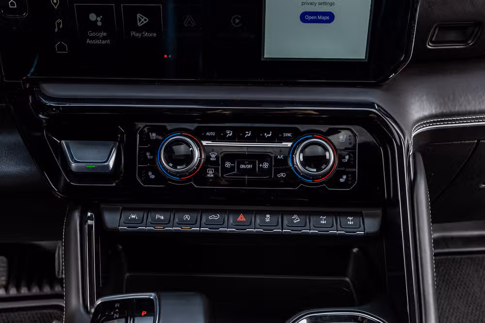 2024 GMC Sierra 1500 AT4X Crew Cab Image 27