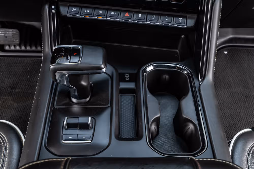 2024 GMC Sierra 1500 AT4X Crew Cab Image 28