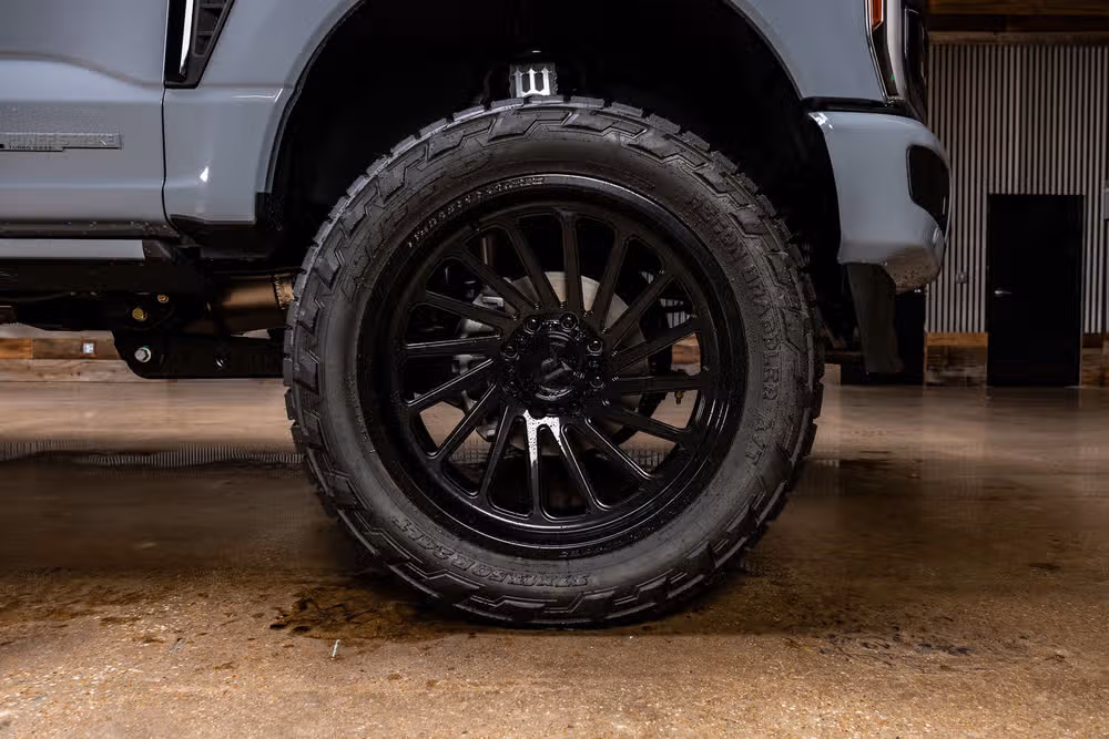 2026 Ford F-250 Super Duty Platinum Crew Cab Image 12