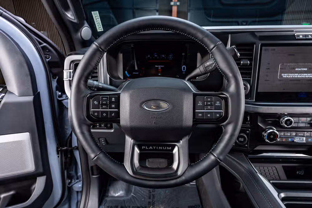 2026 Ford F-250 Super Duty Platinum Crew Cab Image 19