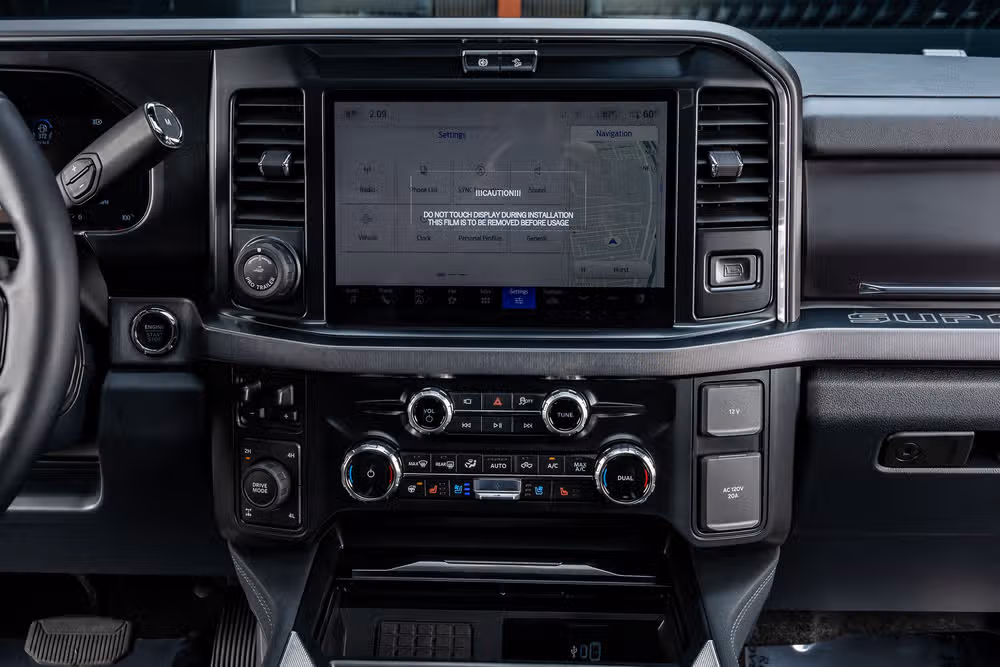 2026 Ford F-250 Super Duty Platinum Crew Cab Image 23