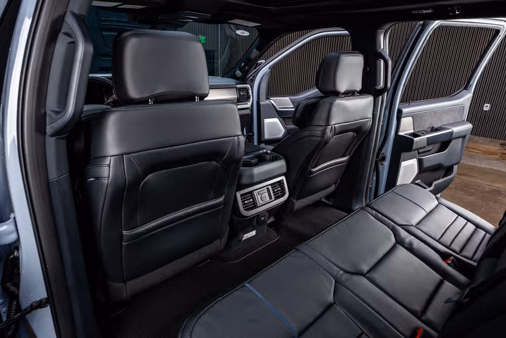 2026 Ford F-250 Super Duty Platinum Crew Cab Image 34