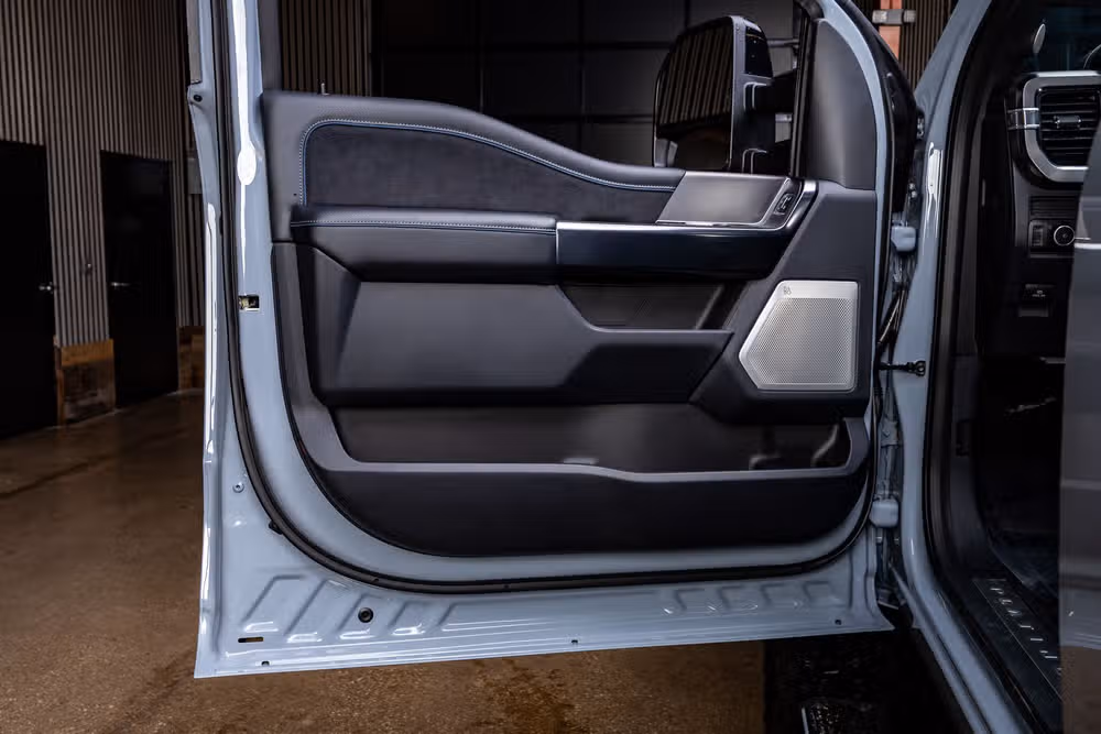 2026 Ford F-250 Super Duty Platinum Crew Cab Image 36