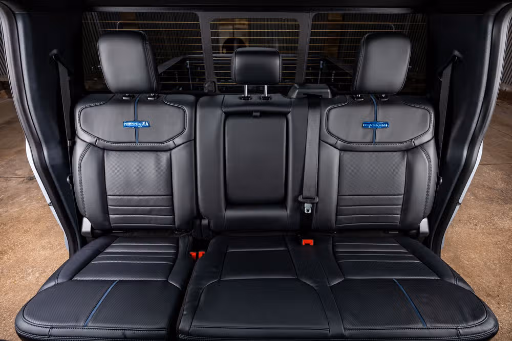 2026 Ford F-250 Super Duty Platinum Crew Cab Image 35