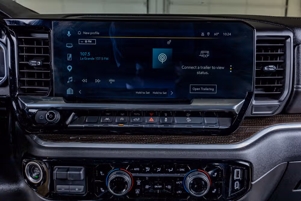 2025 Chevrolet Silverado 1500 LT Trail Boss Crew Cab Image 25