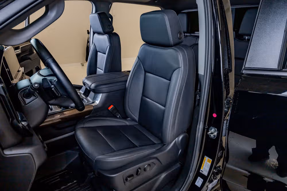 2025 Chevrolet Silverado 1500 LT Trail Boss Crew Cab Image 30