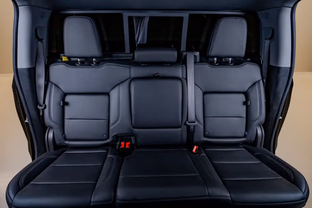 2025 Chevrolet Silverado 1500 LT Trail Boss Crew Cab Image 35