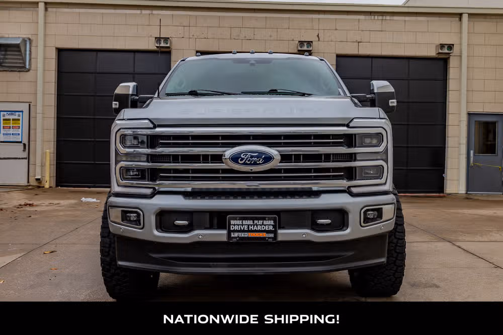 2024 Ford F-250 Super Duty Limited Crew Cab Image 4