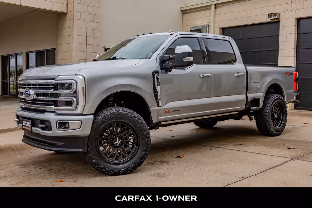 2024 Ford F-250 Super Duty Limited Crew Cab Image 5