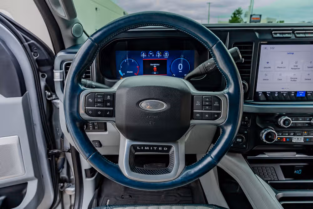 2024 Ford F-250 Super Duty Limited Crew Cab Image 19