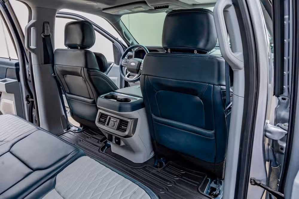 2024 Ford F-250 Super Duty Limited Crew Cab Image 33