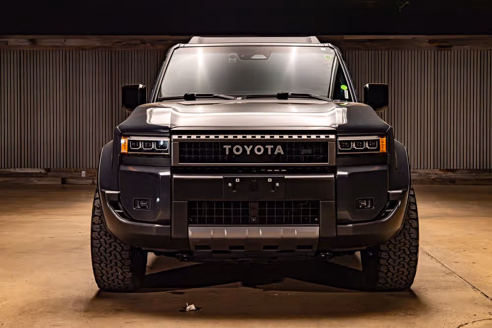 2024 Toyota Land Cruiser Base Image 2