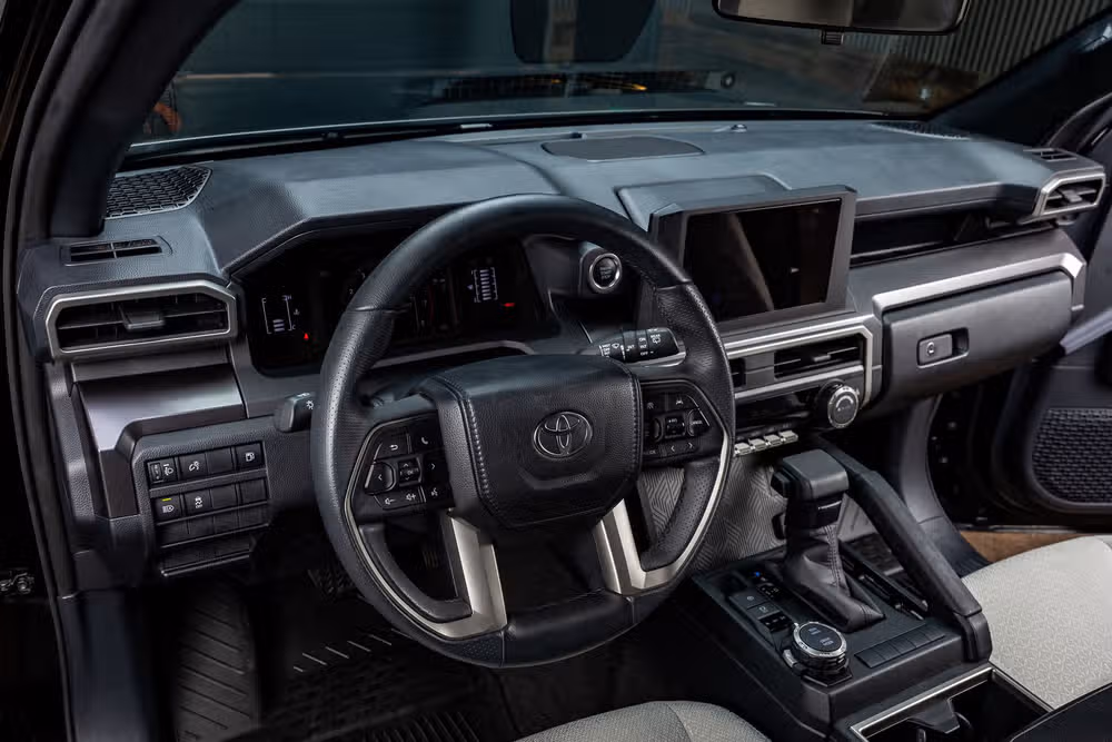 2025 Toyota 4Runner SR5 Image 13