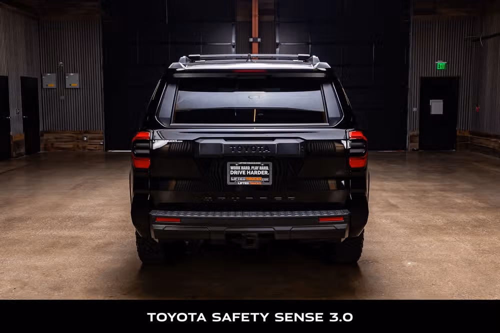 2025 Toyota 4Runner SR5 Image 7