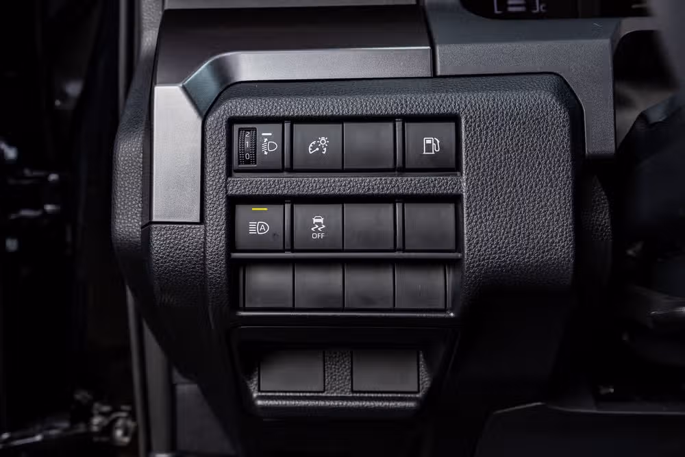 2025 Toyota 4Runner SR5 Image 18
