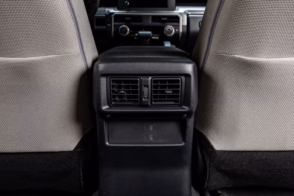 2025 Toyota 4Runner SR5 Image 30