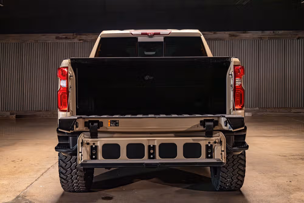 2023 Chevrolet Silverado 1500 ZR2 Crew Cab Image 9