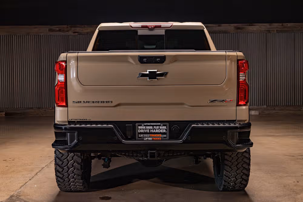 2023 Chevrolet Silverado 1500 ZR2 Crew Cab Image 8