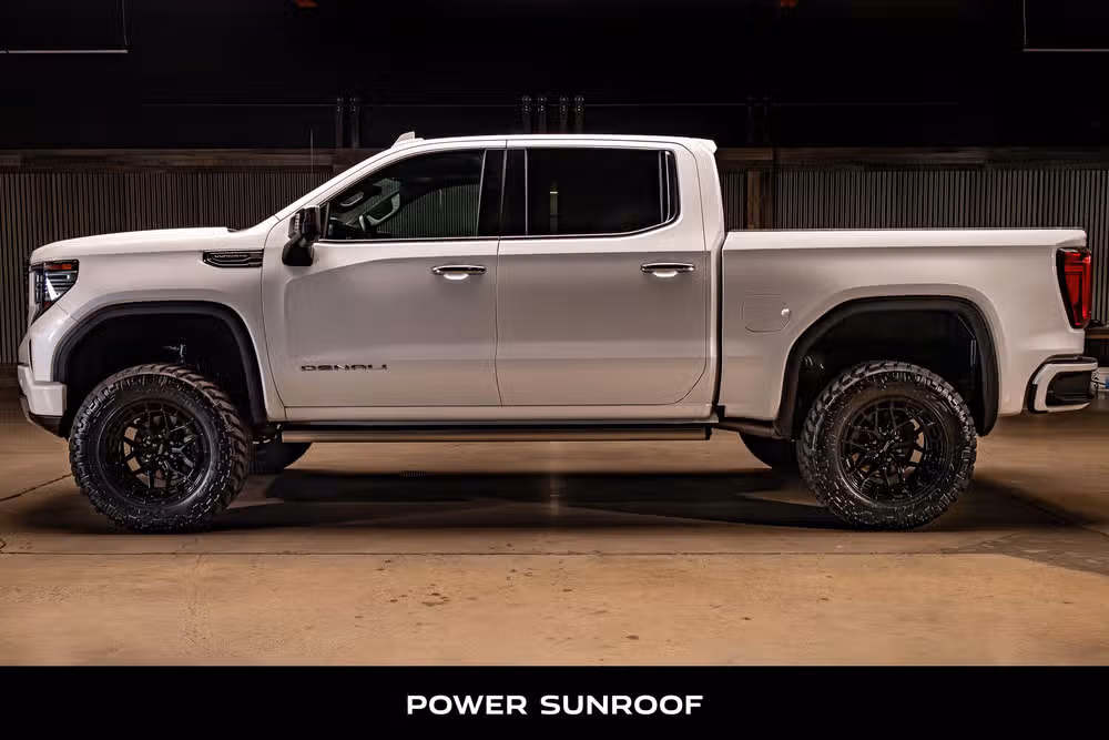 2022 GMC Sierra 1500 Denali Ultimate Crew Cab Image 6