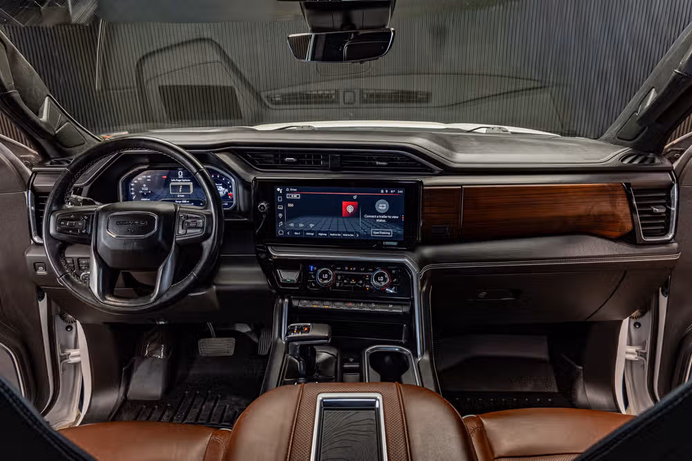 2022 GMC Sierra 1500 Denali Ultimate Crew Cab Image 16