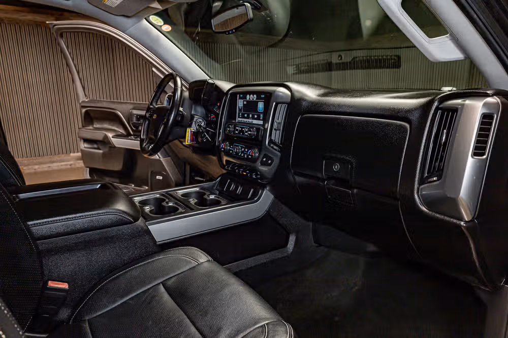 2015 Chevrolet Silverado 1500 LT Z71 Crew Cab Image 15