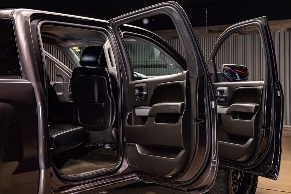 2015 Chevrolet Silverado 1500 LT Z71 Crew Cab Image 25