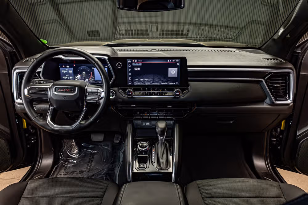 2025 GMC Canyon Elevation Crew Cab Image 18