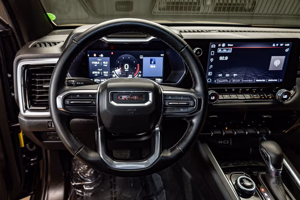 2025 GMC Canyon Elevation Crew Cab Image 19