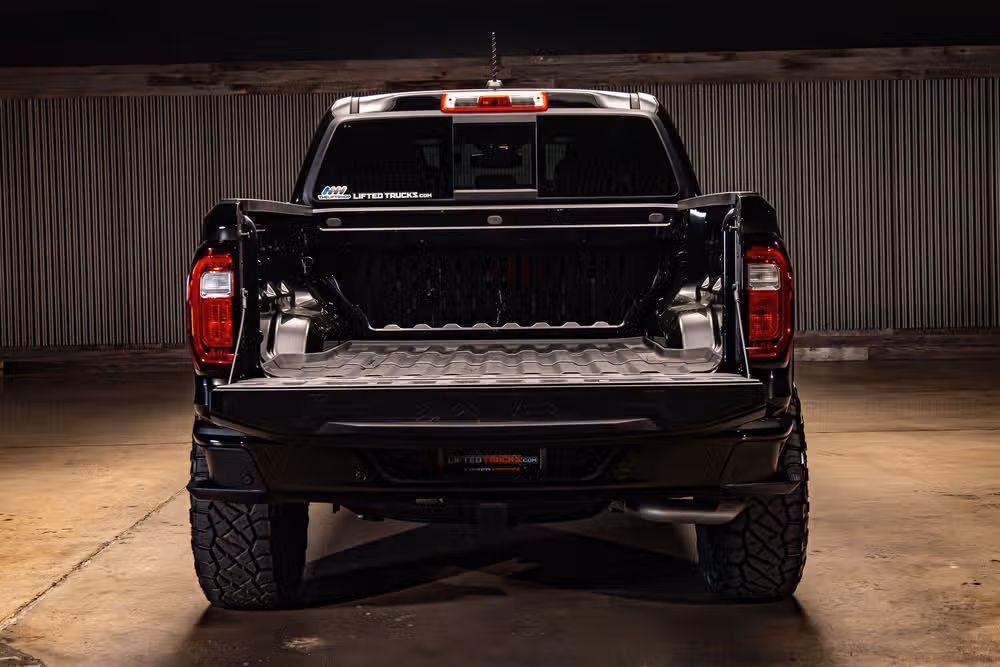 2025 GMC Canyon Elevation Crew Cab Image 9