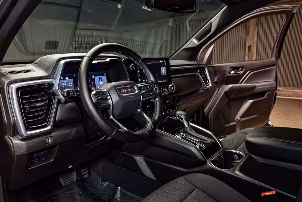 2025 GMC Canyon Elevation Crew Cab Image 17