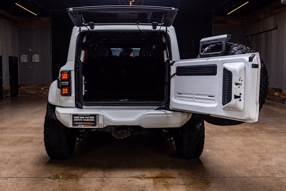 2023 Ford Bronco Raptor Image 9