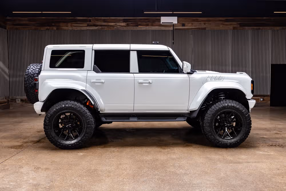 2023 Ford Bronco Raptor Image 11