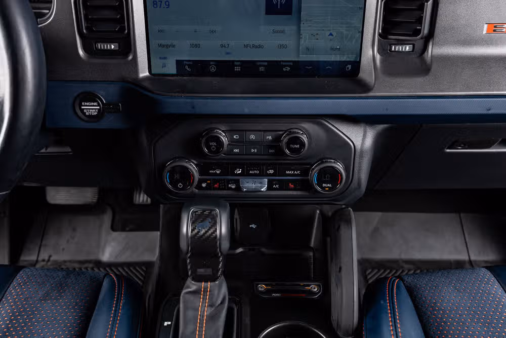 2023 Ford Bronco Raptor Image 25
