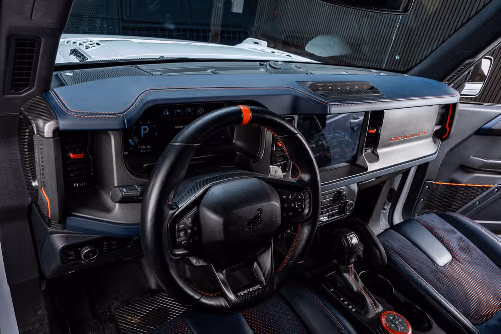 2023 Ford Bronco Raptor Image 17