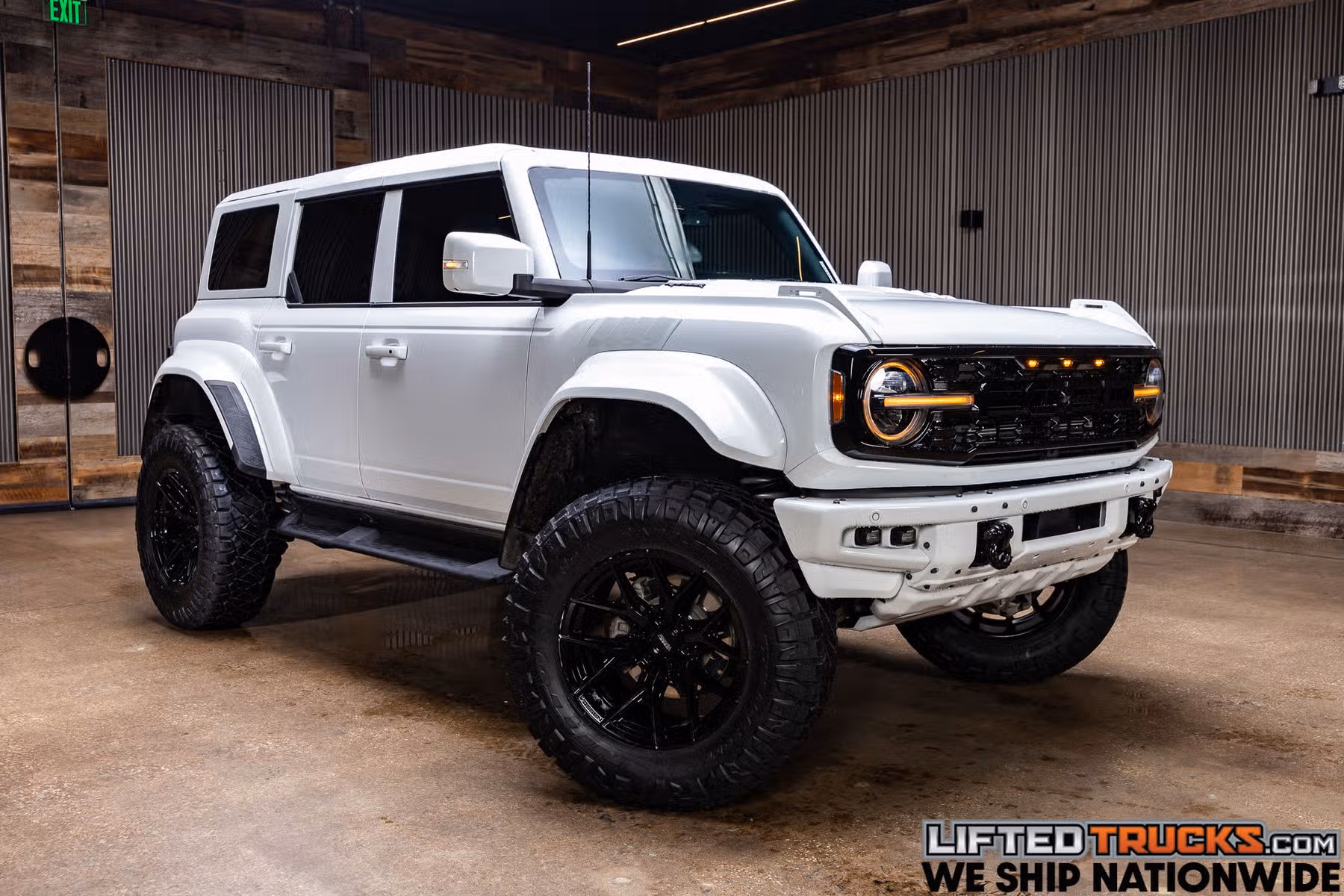 2023 Ford Bronco Raptor Image 1