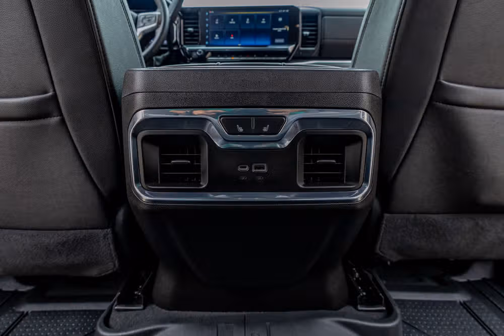 2024 Chevrolet Silverado 2500HD LTZ Crew Cab Image 32