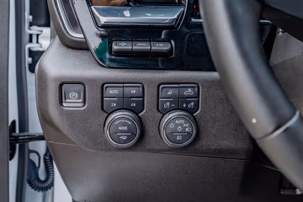 2024 Chevrolet Silverado 2500HD LTZ Crew Cab Image 21