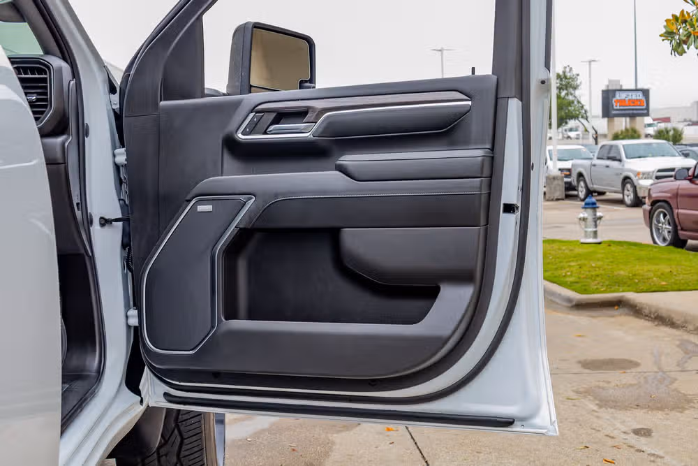 2024 Chevrolet Silverado 2500HD LTZ Crew Cab Image 36