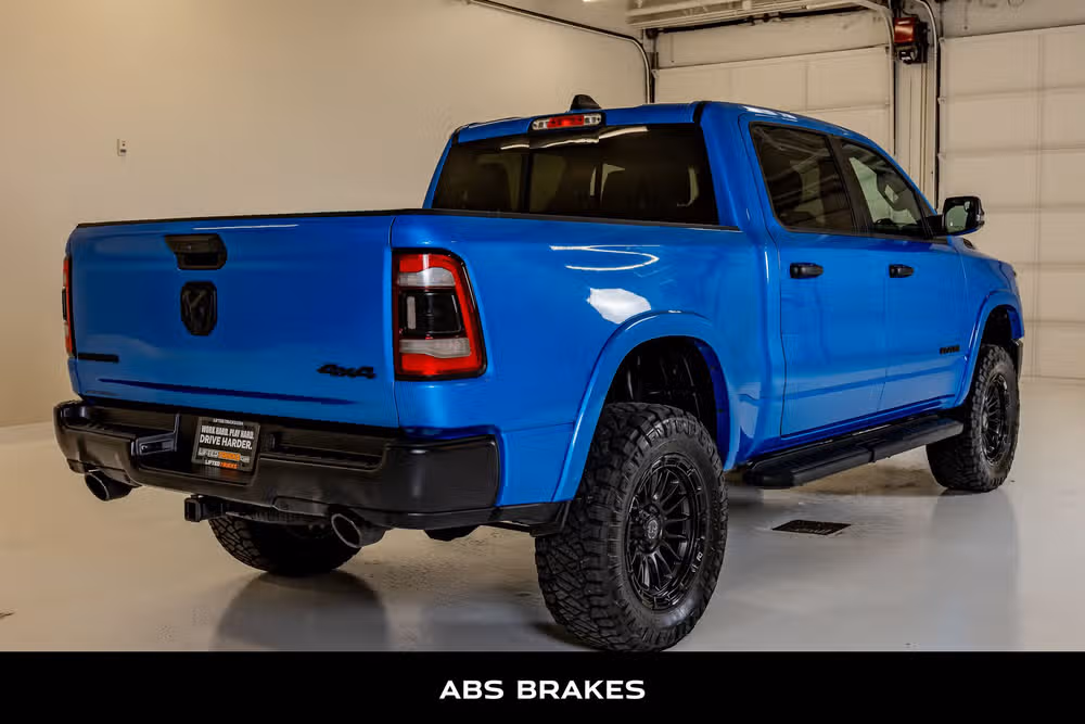 2023 Ram 1500 Big Horn Crew Cab Image 10