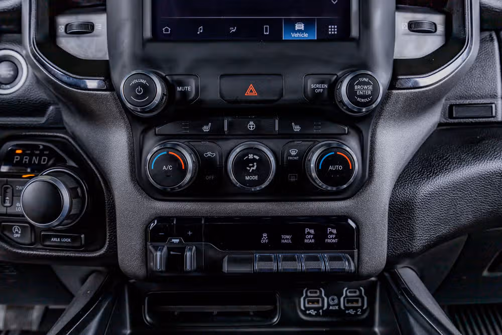 2023 Ram 1500 Big Horn Crew Cab Image 27