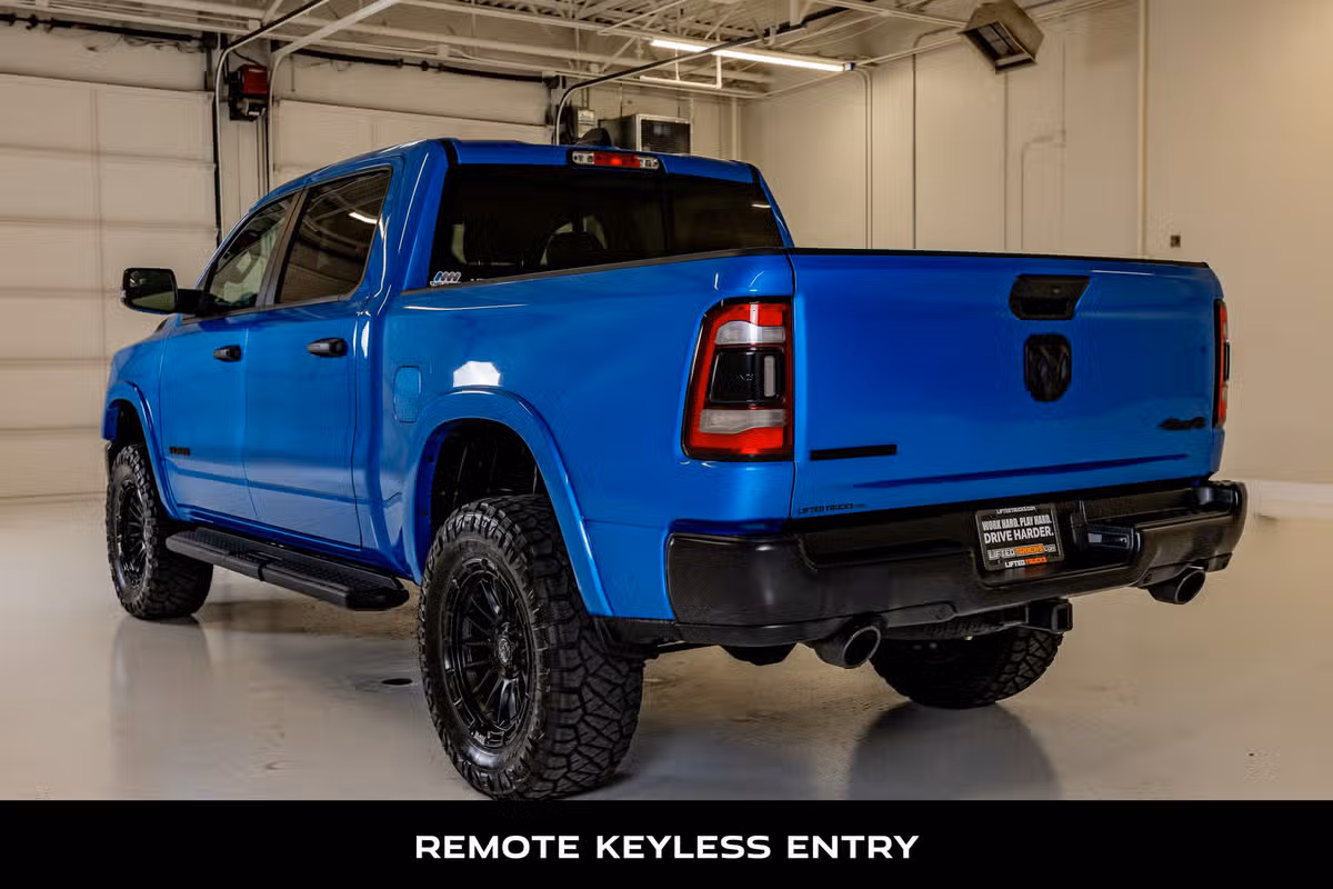 2023 Ram 1500 Big Horn Crew Cab
