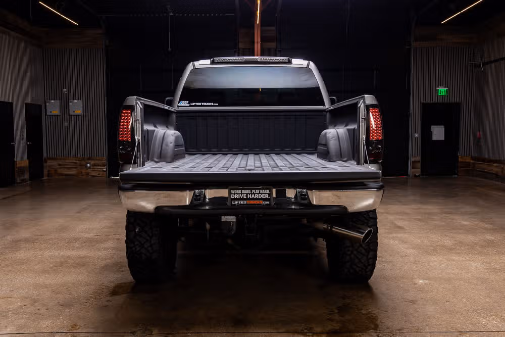 2007 GMC Sierra 2500HD Classic SLE1 Crew Cab Image 9