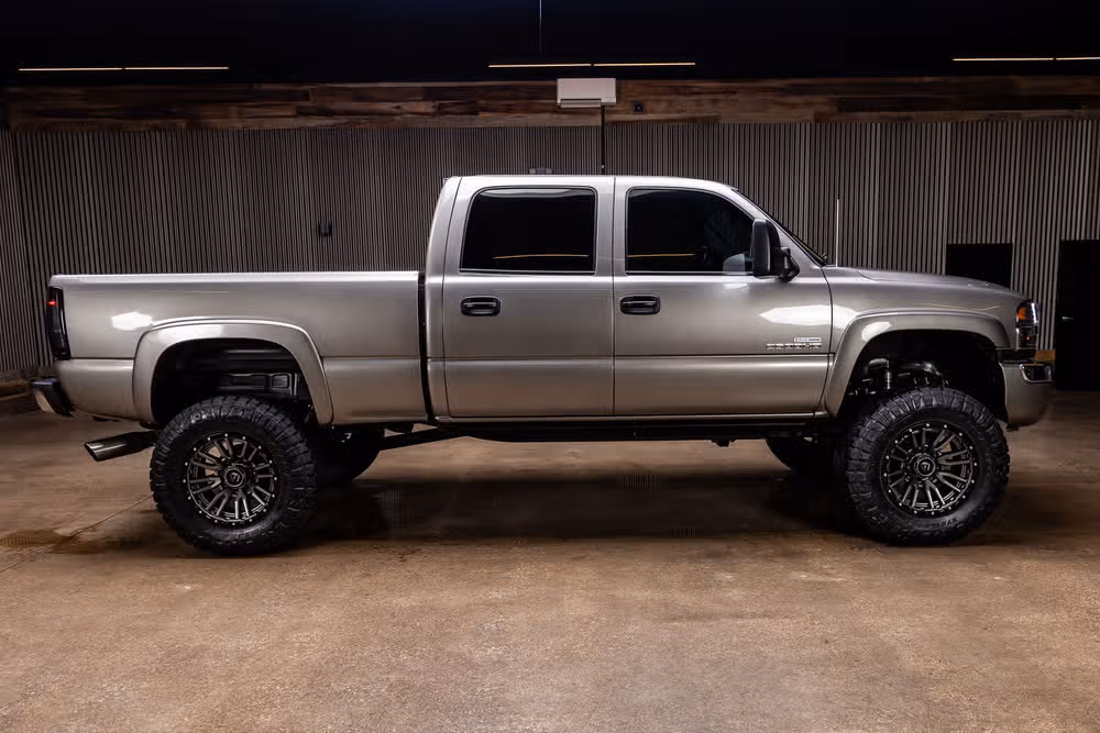2007 GMC Sierra 2500HD Classic SLE1 Crew Cab Image 11