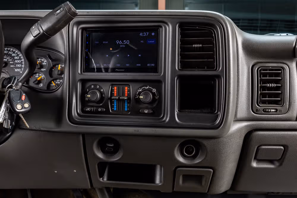 2007 GMC Sierra 2500HD Classic SLE1 Crew Cab Image 23