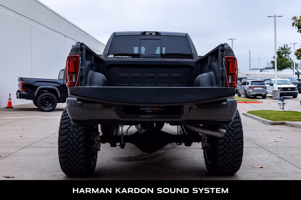 2026 Ram 3500 Laramie Crew Cab Image 9