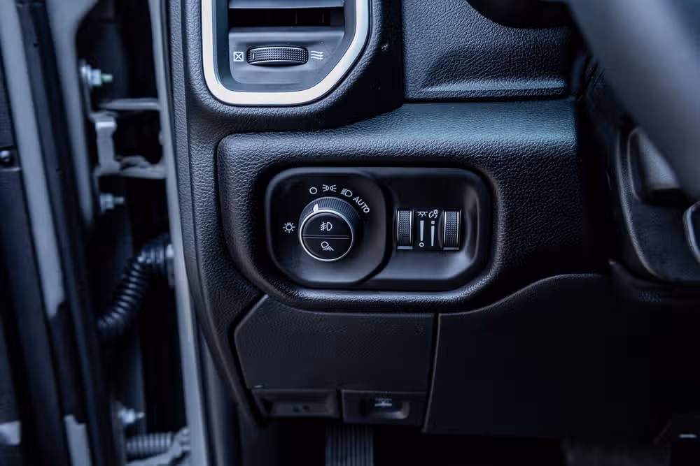 2026 Ram 3500 Laramie Crew Cab Image 22