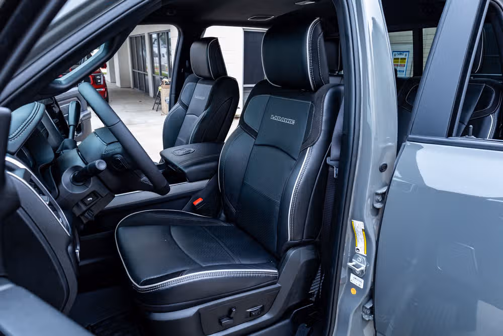 2026 Ram 3500 Laramie Crew Cab Image 31