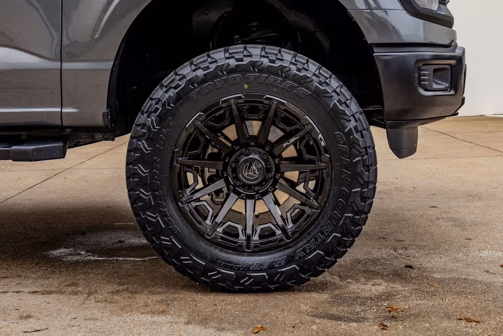 2024 Ford F-150 STX SuperCrew Image 12