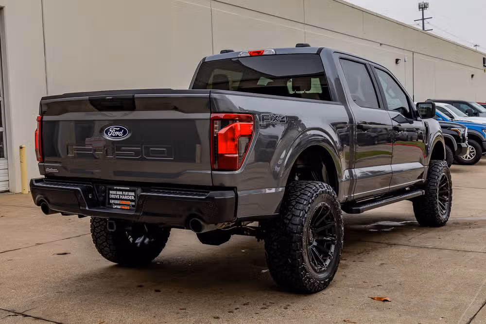 2024 Ford F-150 STX SuperCrew Image 10